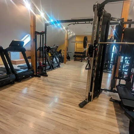 Fitnessfun Alojamento de Acomodação e Pequeno-almoço Krzyż